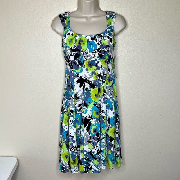 NWT Maggy L Petite White Green Abstract Floral Print Sleeveless Dress Women 4P - Picture 14 of 14